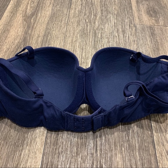 VICTORIA’S SECRET Lined Strapless Bra 32C - Picture 3 of 6